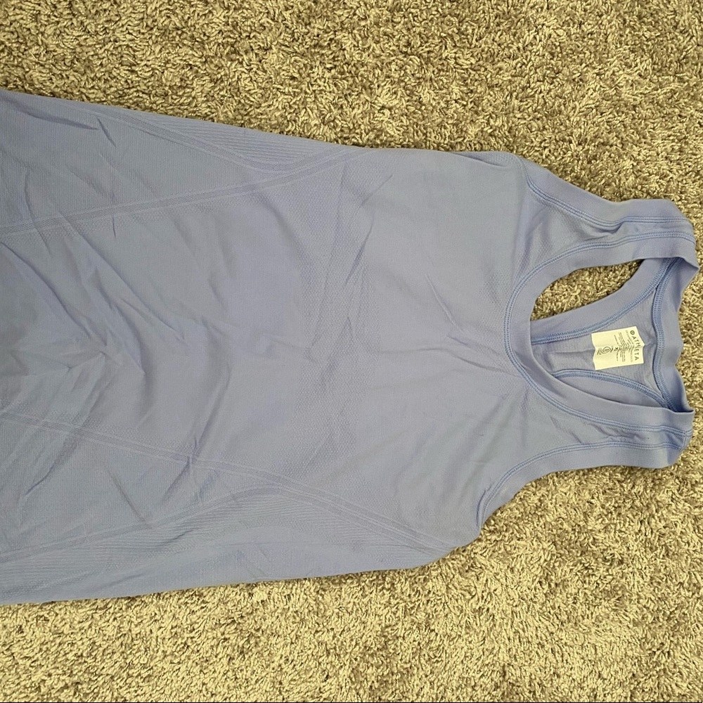 Athleta Momentum Tank